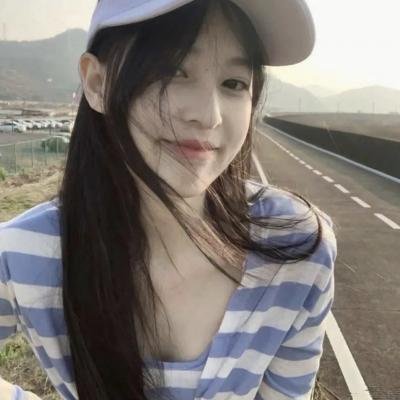 比基尼月亮